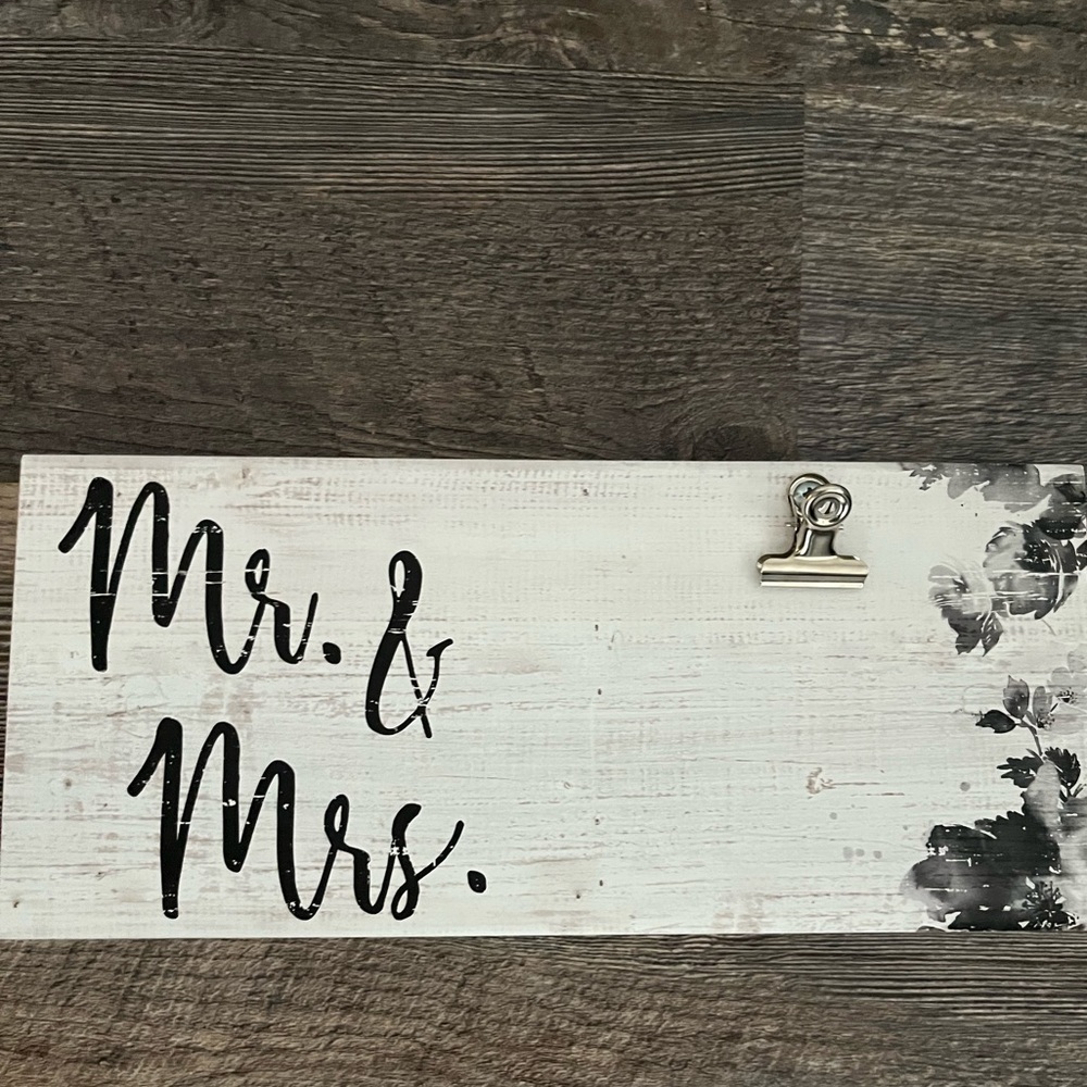Mr & Mrs Photo Clip Plaque